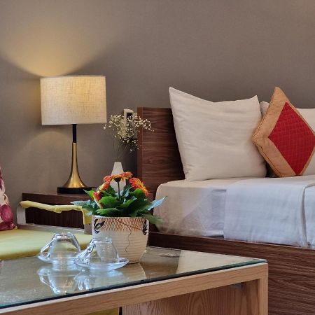 Delicate Serviced Apartment And Hotel Дананг Екстериор снимка